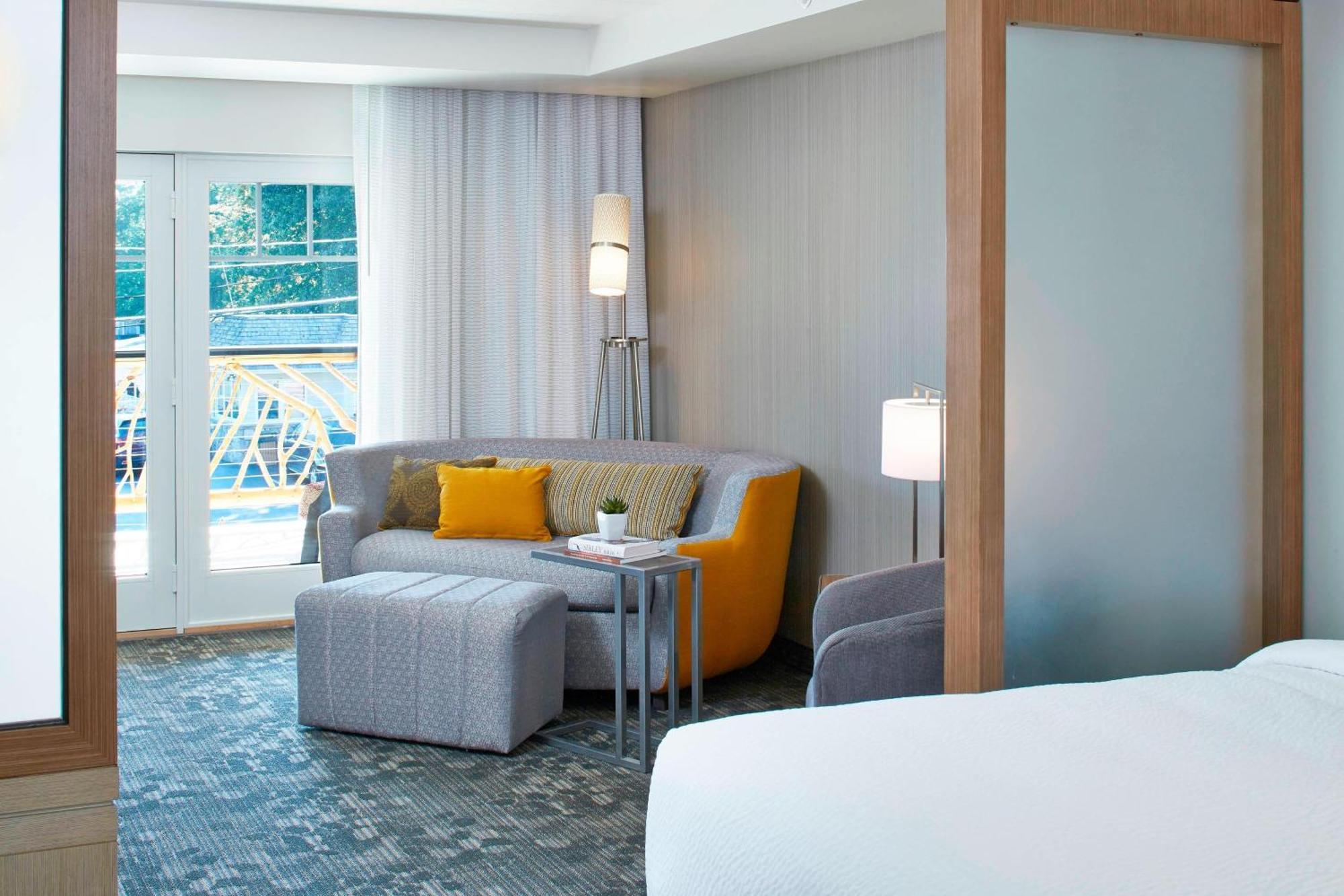 Courtyard By Marriott Lake George Bagian luar foto