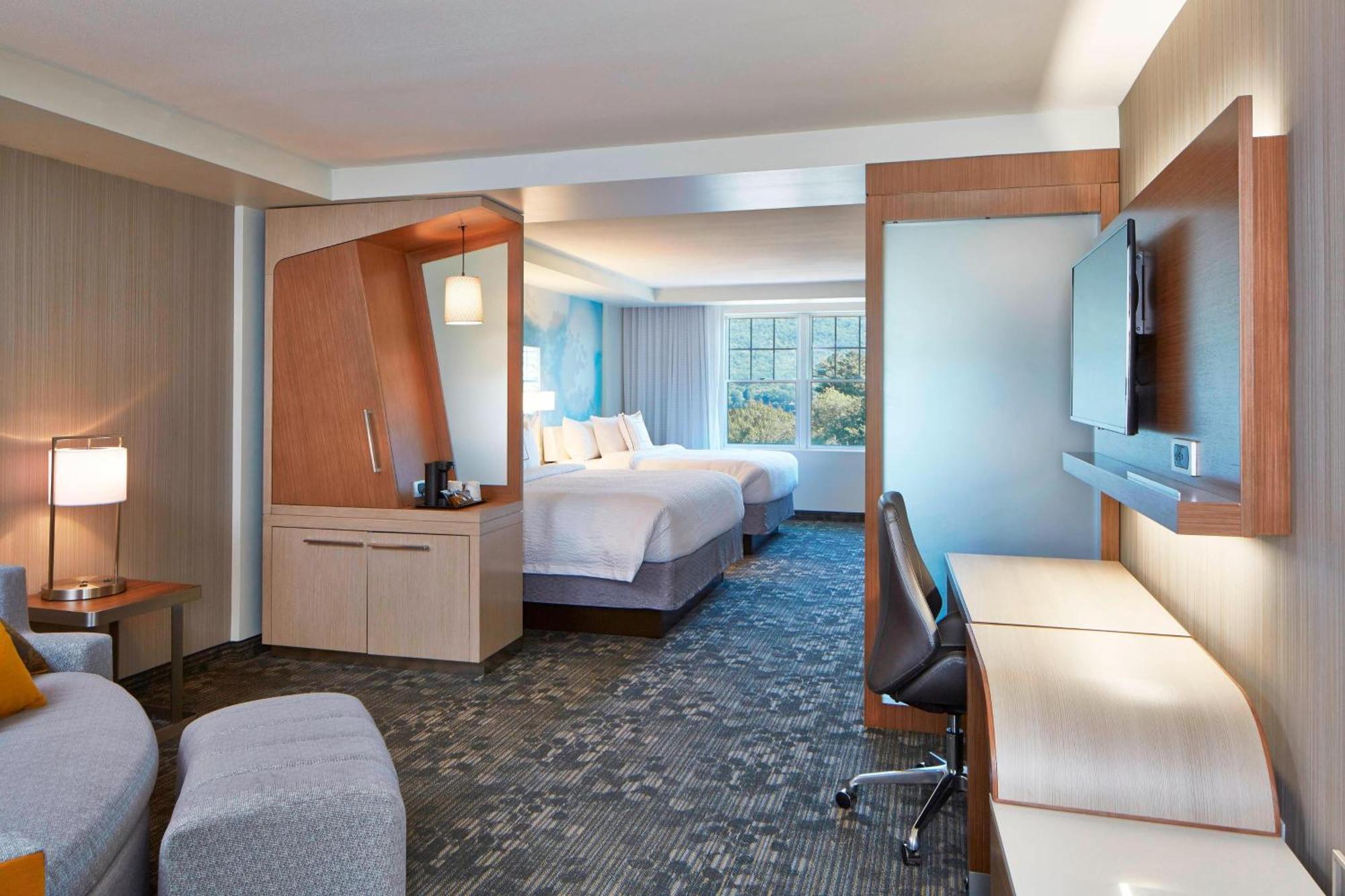 Courtyard By Marriott Lake George Bagian luar foto