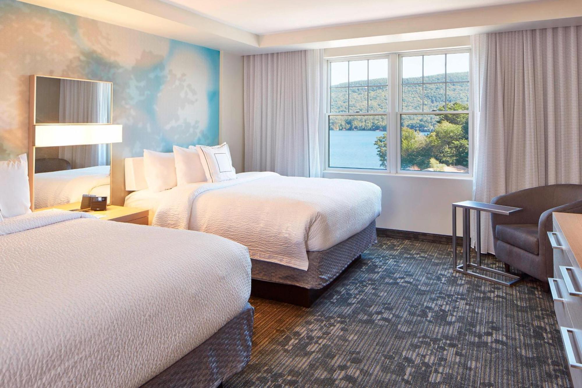 Courtyard By Marriott Lake George Bagian luar foto